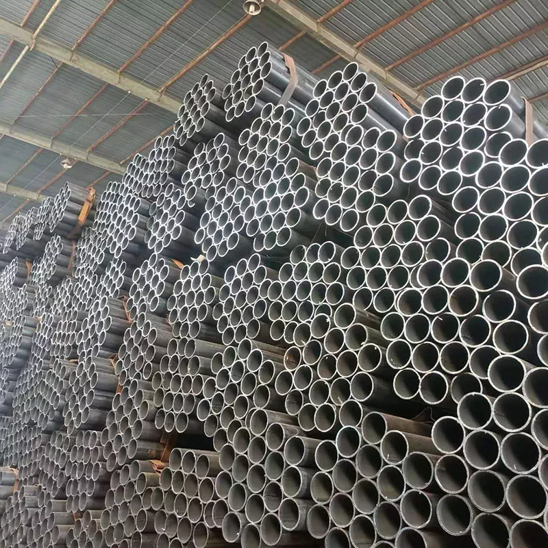 Czarna okrągła rurka